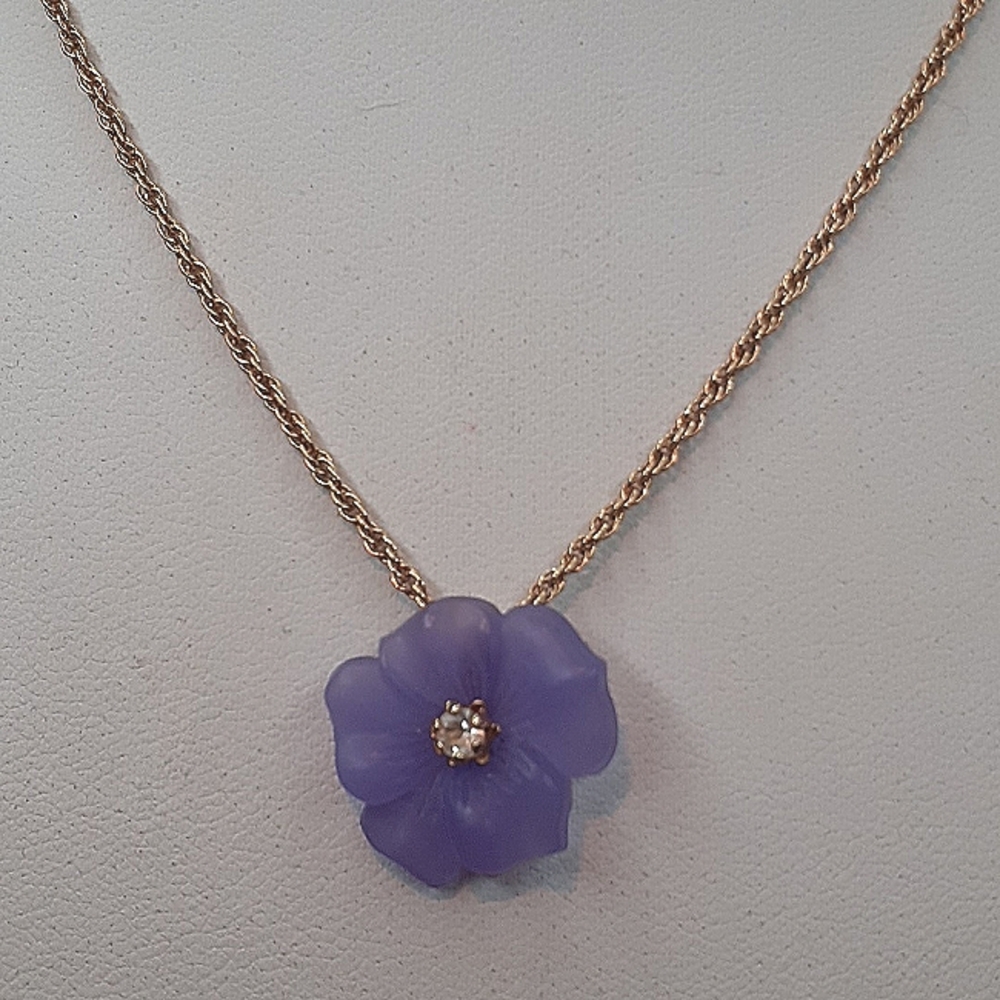Avon Child Size African Violet Pendant Necklace 16" L